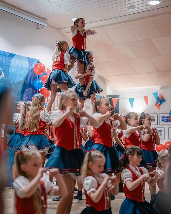 Karnevalsgesellschaf Pulheimer Loeschgrenadiere Slider Buchung Jugendabteilung 8
